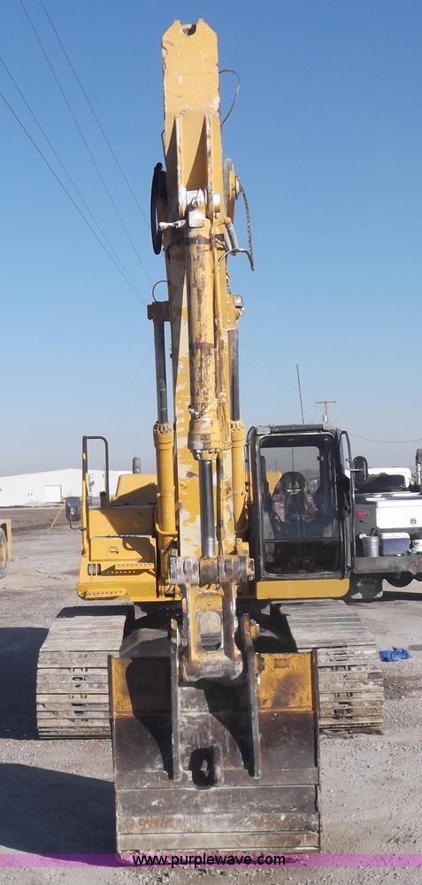 image for item F4062 2002 John Deere 330C LC excavator