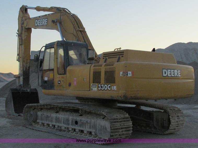 image for item F4062 2002 John Deere 330C LC excavator