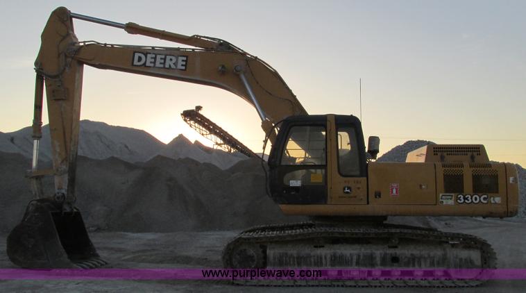 image for item F4062 2002 John Deere 330C LC excavator