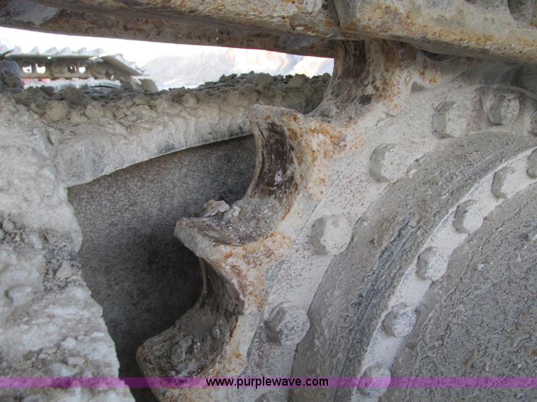 image for item F4062 2002 John Deere 330C LC excavator