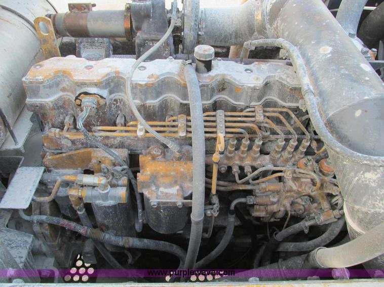 image for item F4062 2002 John Deere 330C LC excavator