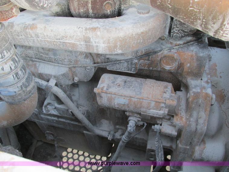 image for item F4062 2002 John Deere 330C LC excavator