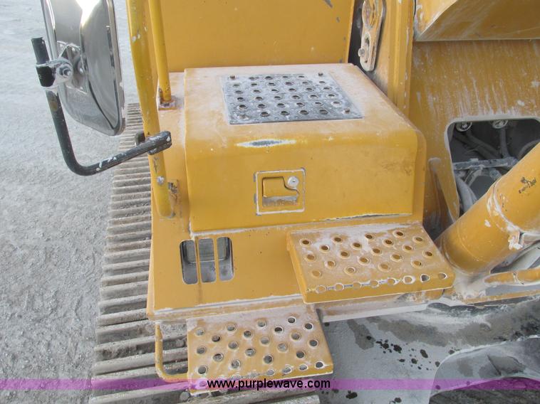 image for item F4062 2002 John Deere 330C LC excavator