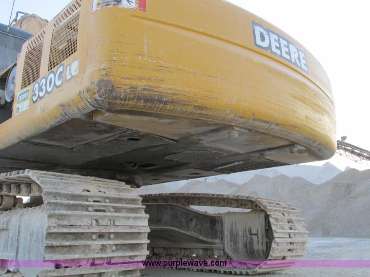 image for item F4062 2002 John Deere 330C LC excavator