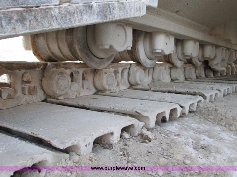 image for item F4062 2002 John Deere 330C LC excavator