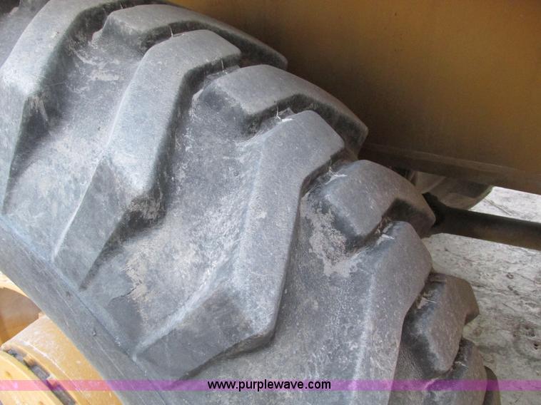 image for item F4063 Drott 1800 crane