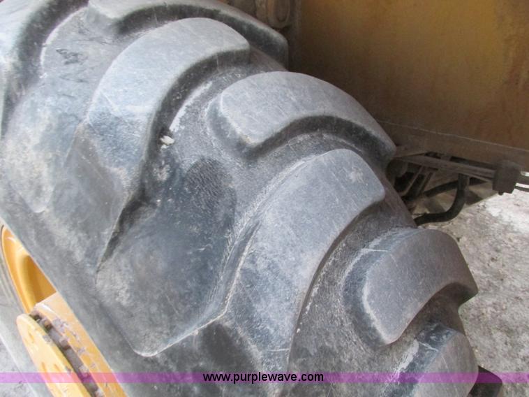 image for item F4063 Drott 1800 crane