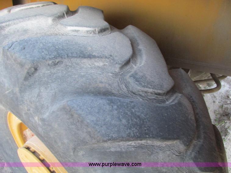 image for item F4063 Drott 1800 crane