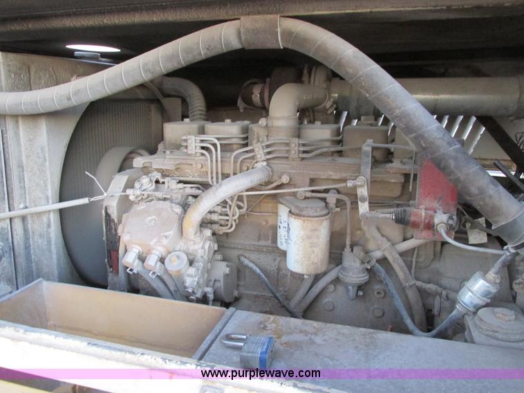 image for item F4063 Drott 1800 crane