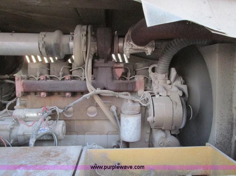 image for item F4063 Drott 1800 crane