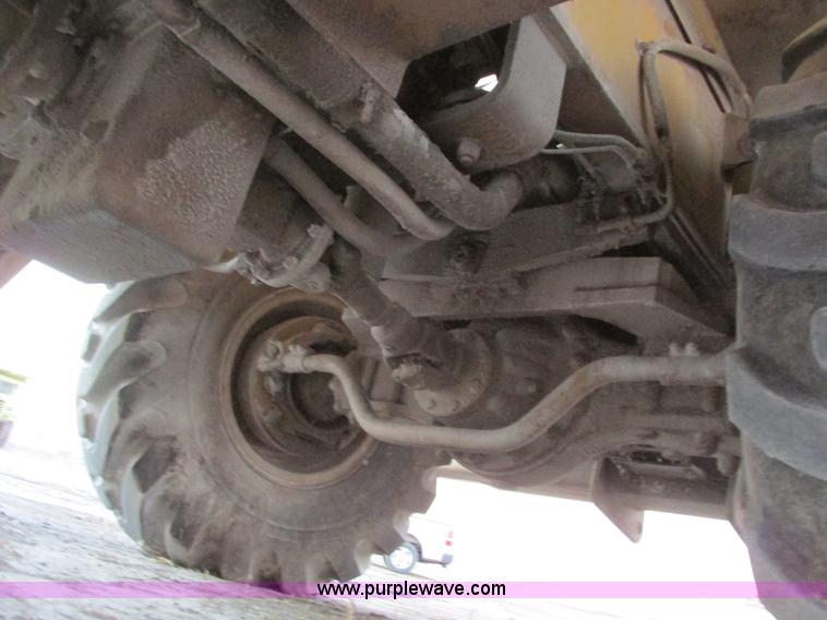 image for item F4063 Drott 1800 crane