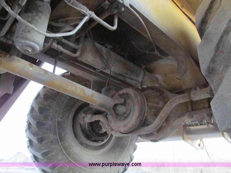 image for item F4063 Drott 1800 crane