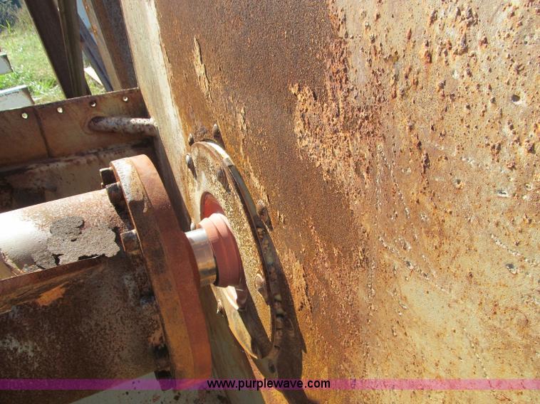 image for item F4644 Eagle Iron Works 54" x 34" sand screw