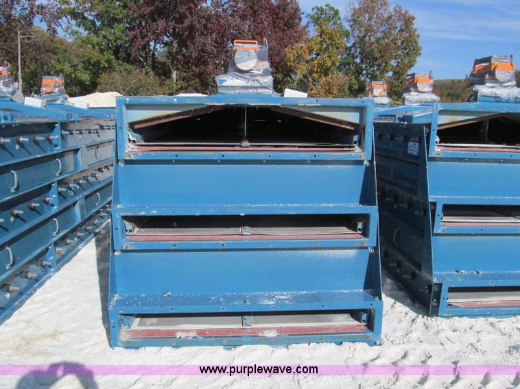 image for item F4649 J-H Systems three deck screen