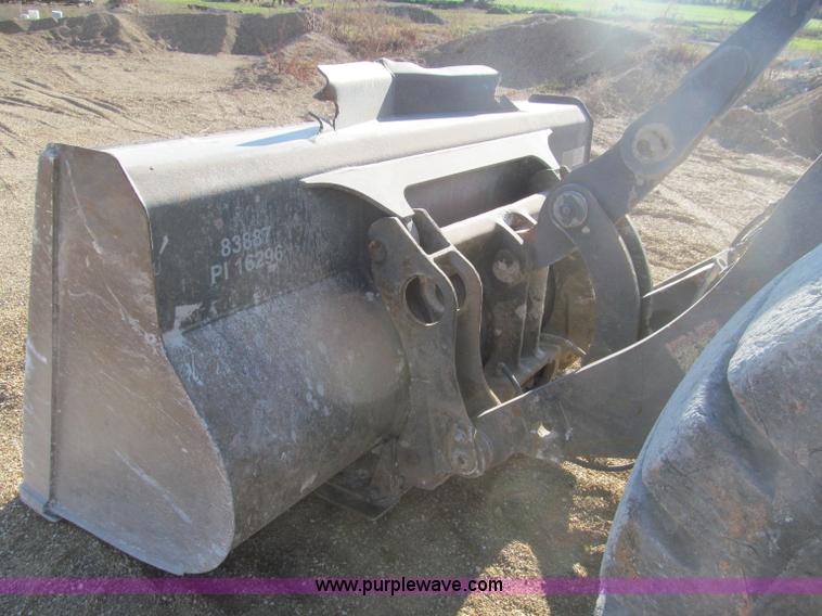 image for item F4661 2007 Volvo L60F wheel loader