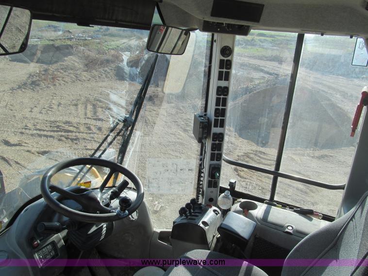 image for item F4661 2007 Volvo L60F wheel loader