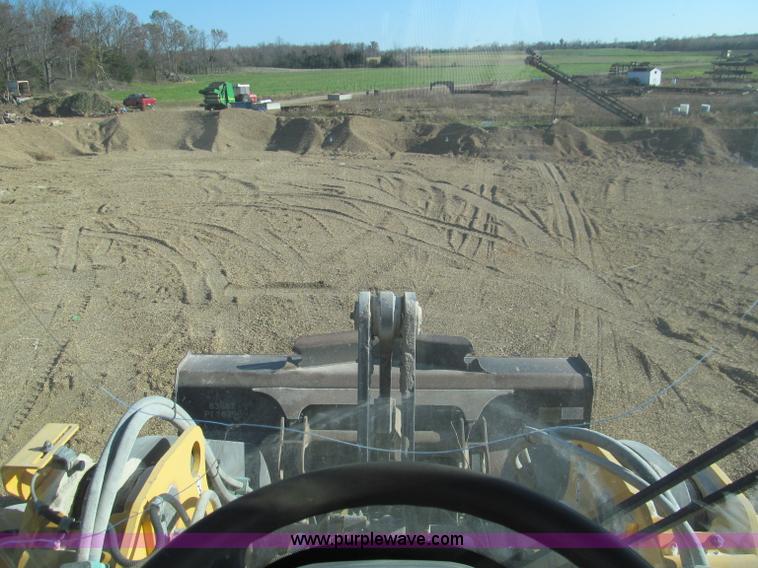 image for item F4661 2007 Volvo L60F wheel loader