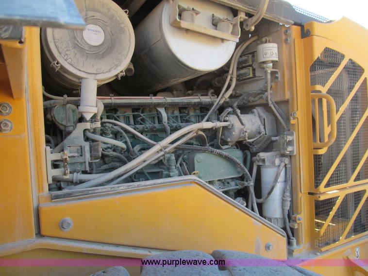 image for item F4661 2007 Volvo L60F wheel loader