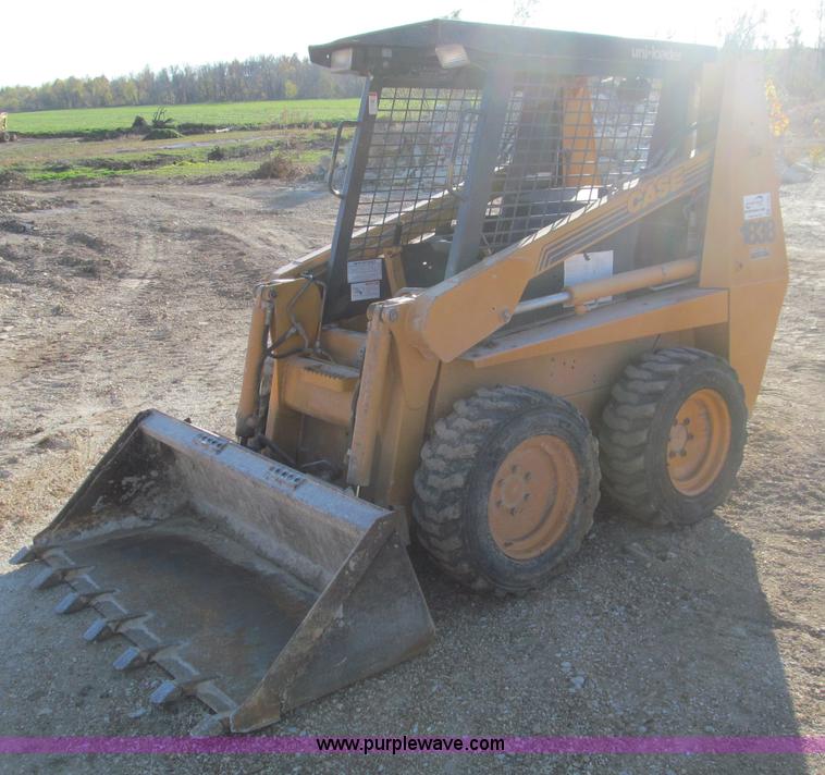image for item F4662 1996 Case 1838 skid steer