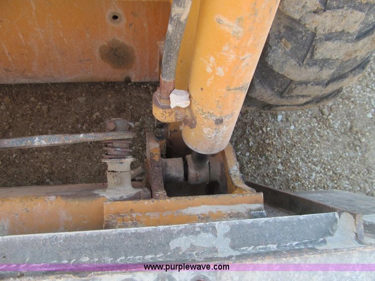 image for item F4662 1996 Case 1838 skid steer