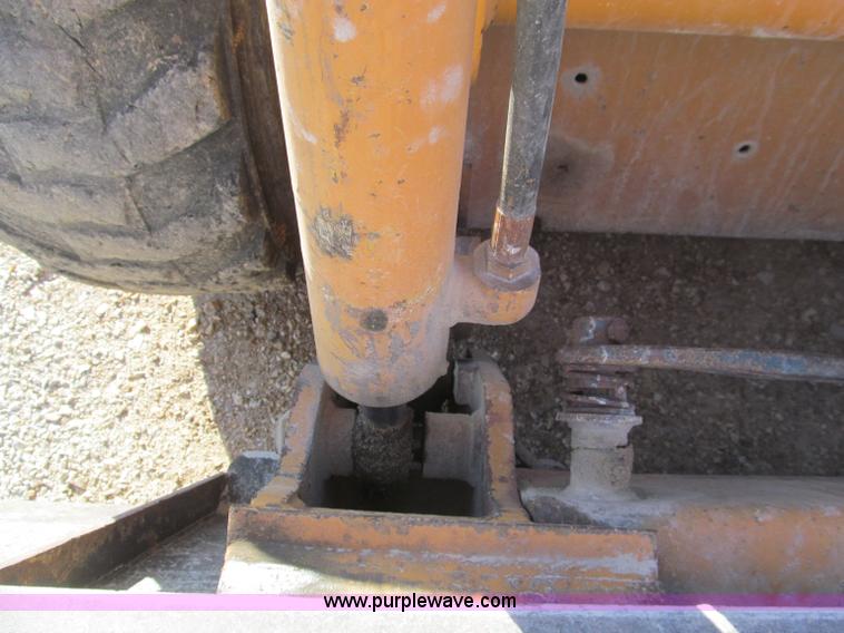image for item F4662 1996 Case 1838 skid steer