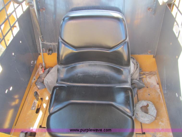image for item F4662 1996 Case 1838 skid steer