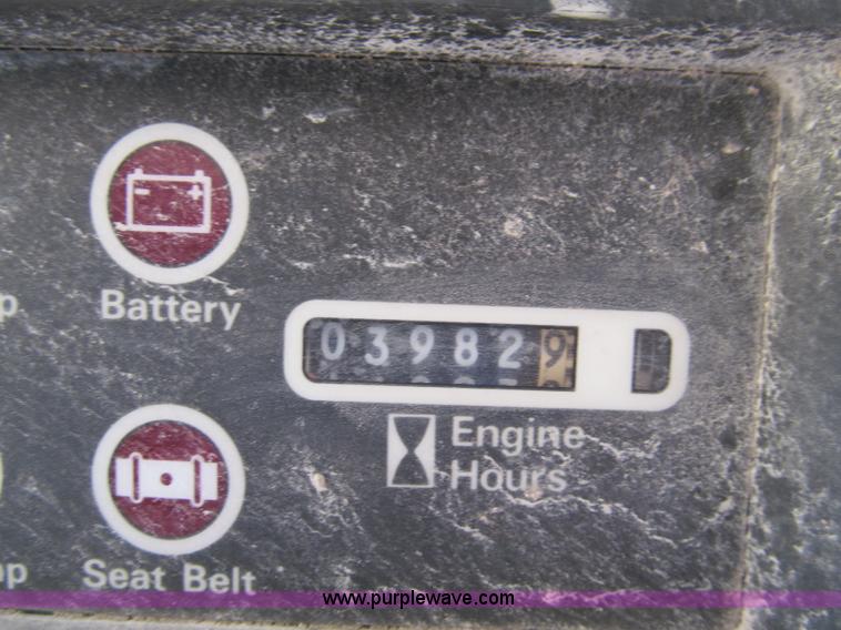 image for item F4662 1996 Case 1838 skid steer