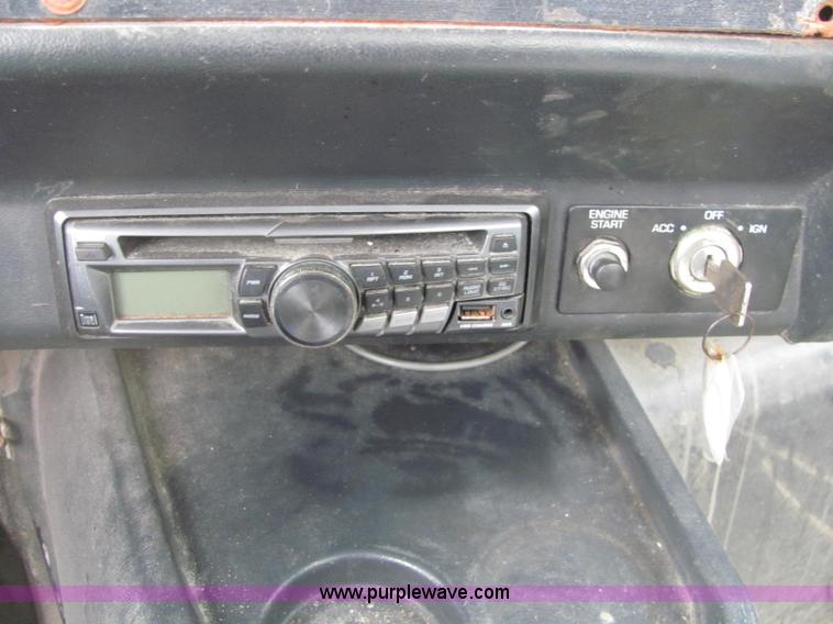 image for item C2941 1995 Volvo White GMC WG fertilizer tender truck