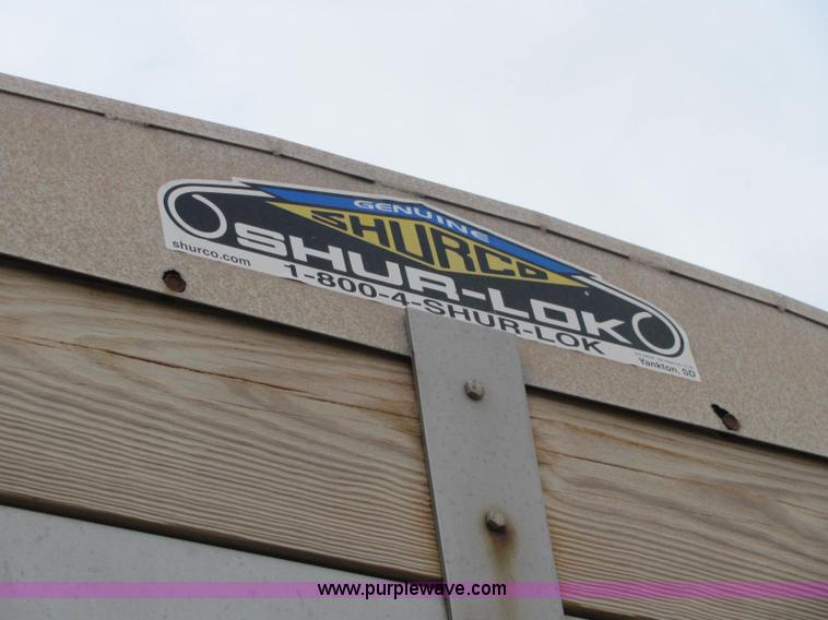 image for item C2946 1991 International 8100 spreader truck