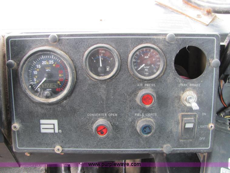 image for item C2947 1996 Ag-Chem TerraGator 1803 spreader