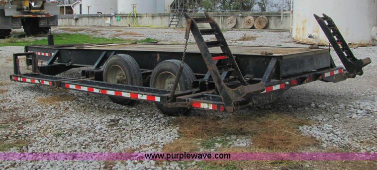 image for item C2950 B-B sprayer trailer