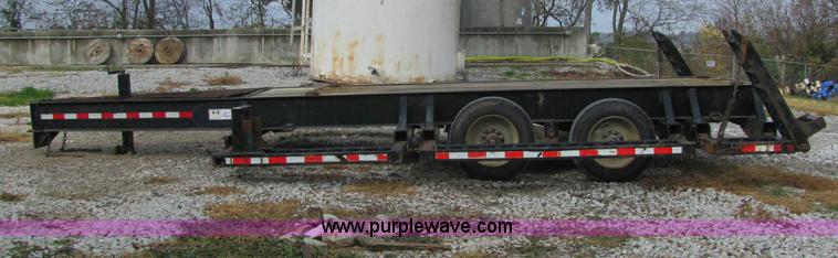 image for item C2950 B-B sprayer trailer