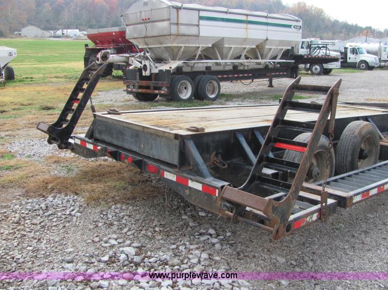 image for item C2950 B-B sprayer trailer