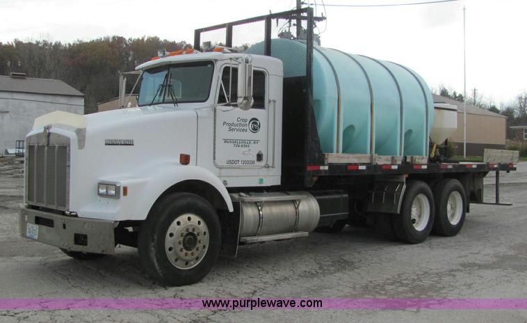 image for item C2953 1994 Kenworth T8000 flatbed truck