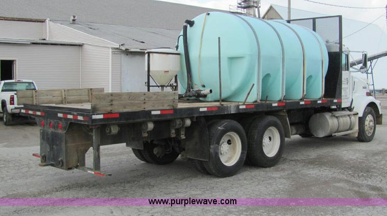 image for item C2953 1994 Kenworth T8000 flatbed truck