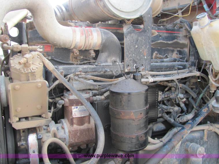 image for item C2953 1994 Kenworth T8000 flatbed truck