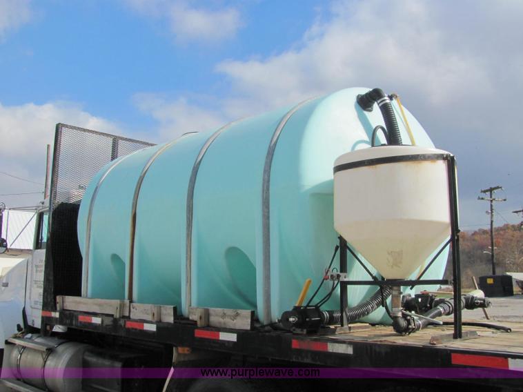 image for item C2953 1994 Kenworth T8000 flatbed truck