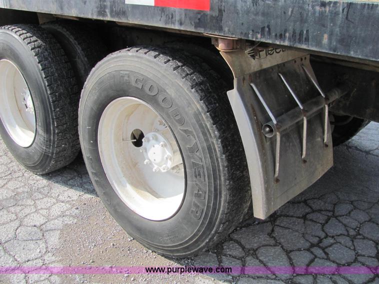 image for item C2953 1994 Kenworth T8000 flatbed truck