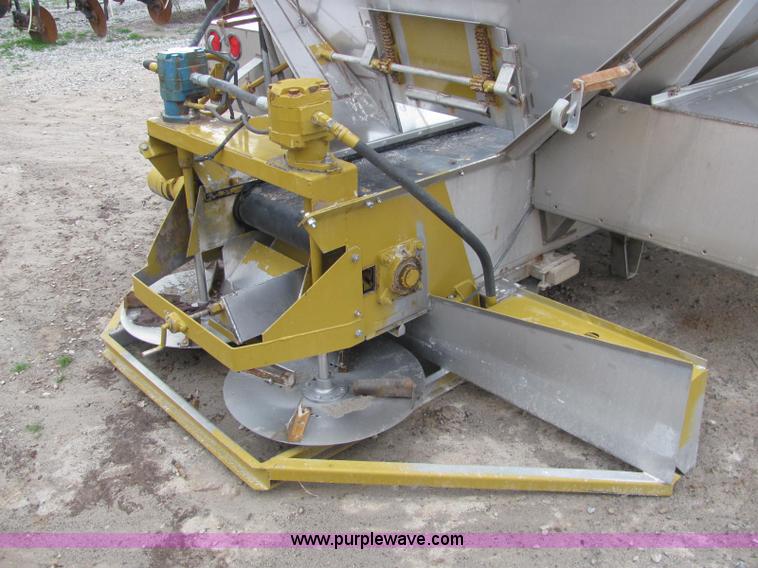 image for item C2954 Chandler 8 ton stainless steel spreader