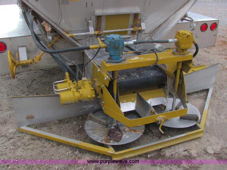 image for item C2954 Chandler 8 ton stainless steel spreader