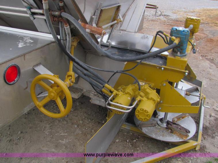 image for item C2954 Chandler 8 ton stainless steel spreader