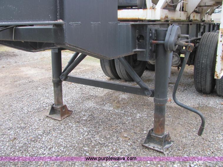 image for item C2955 1978 Strickland tender trailer