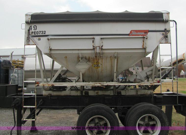 image for item C2955 1978 Strickland tender trailer