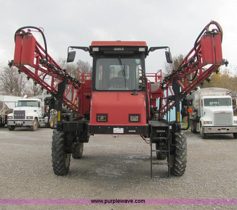 image for item C2958 Case Patriot SPX3150 self propelled sprayer