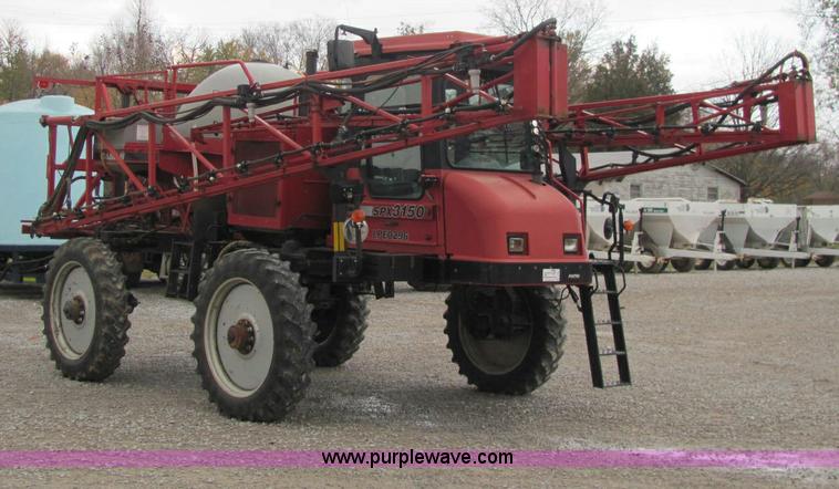 image for item C2958 Case Patriot SPX3150 self propelled sprayer