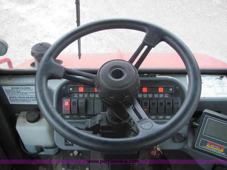 image for item C2958 Case Patriot SPX3150 self propelled sprayer