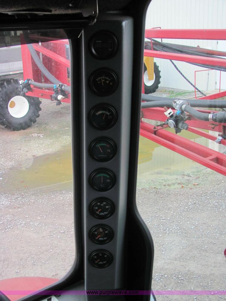 image for item C2958 Case Patriot SPX3150 self propelled sprayer