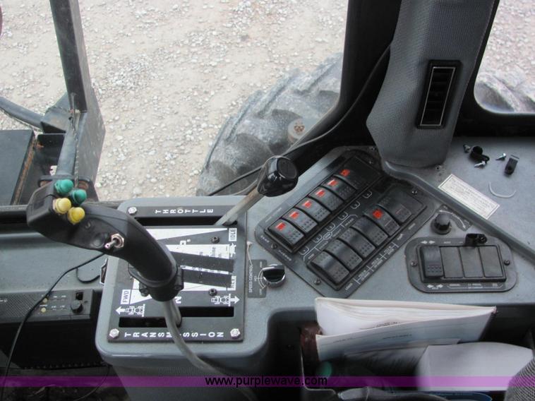 image for item C2958 Case Patriot SPX3150 self propelled sprayer