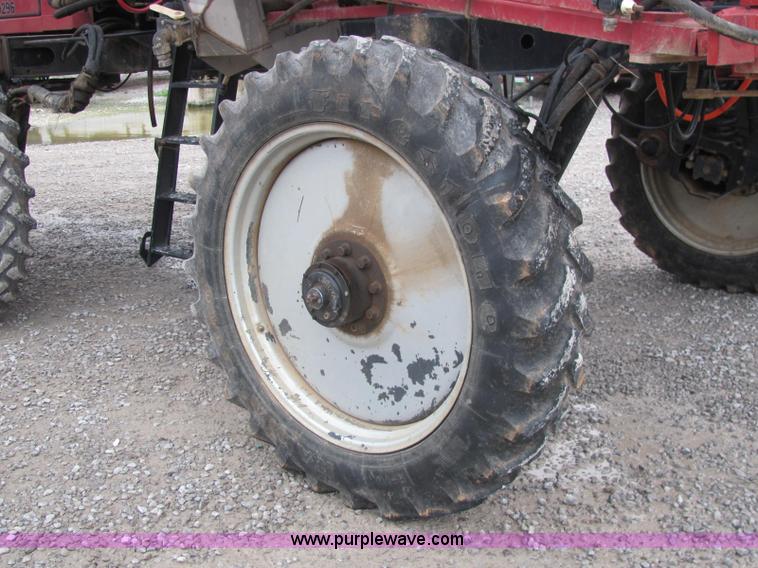 image for item C2958 Case Patriot SPX3150 self propelled sprayer