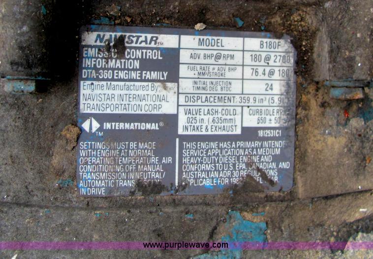 image for item C2962 1989 International 1754 flatbed truck